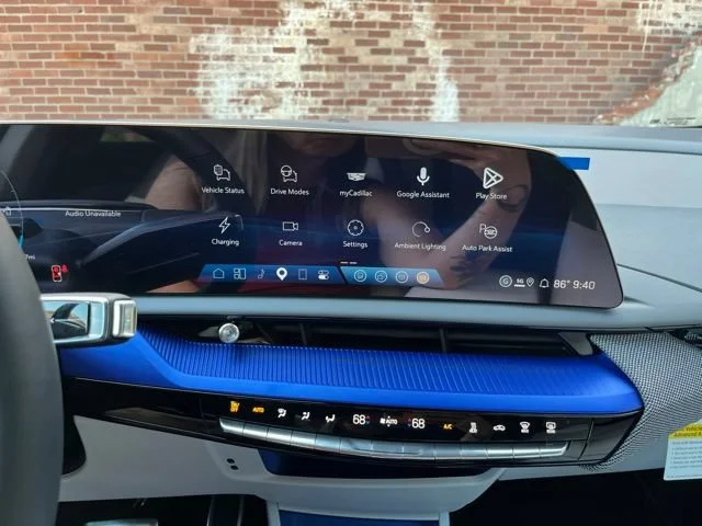 2027 Cadillac OPTIQ Luxury - Photo 32
