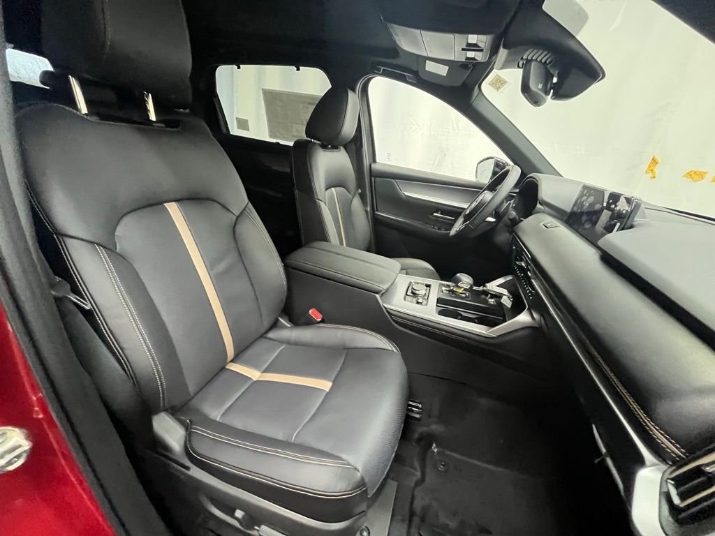 2026 Mazda CX-70 Premium Package - Photo 11