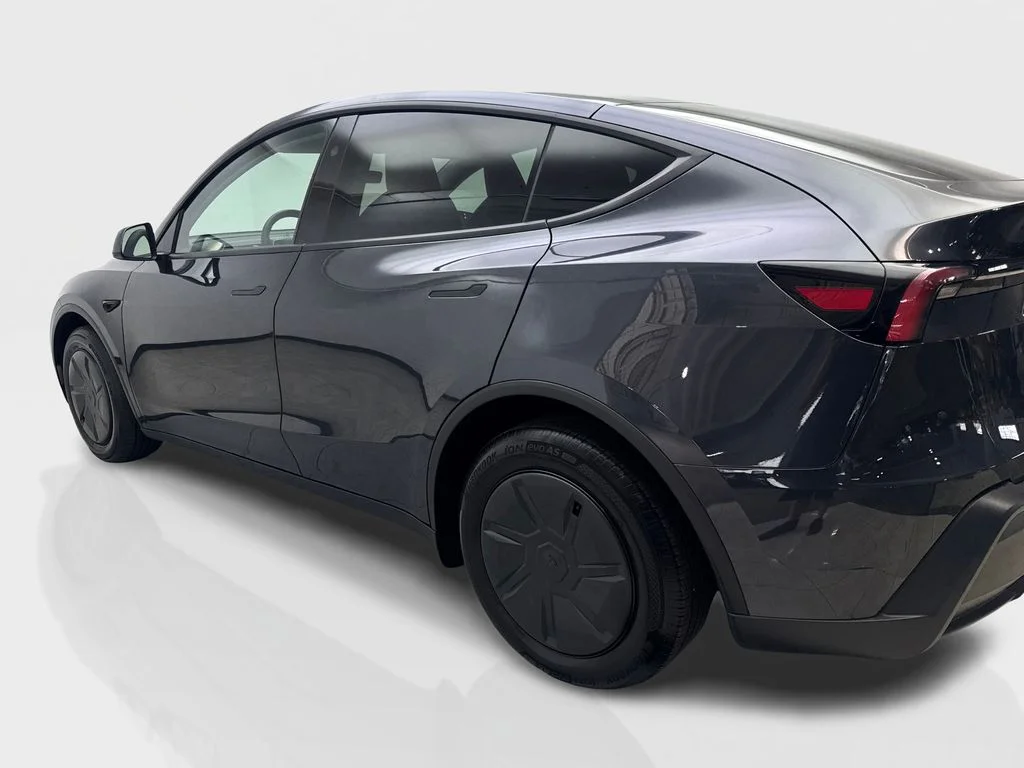 Used 2026 Black Tesla  image 14