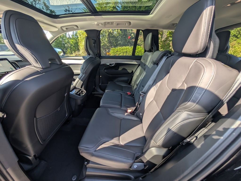 2026 Volvo XC90 Ultra - Photo 9