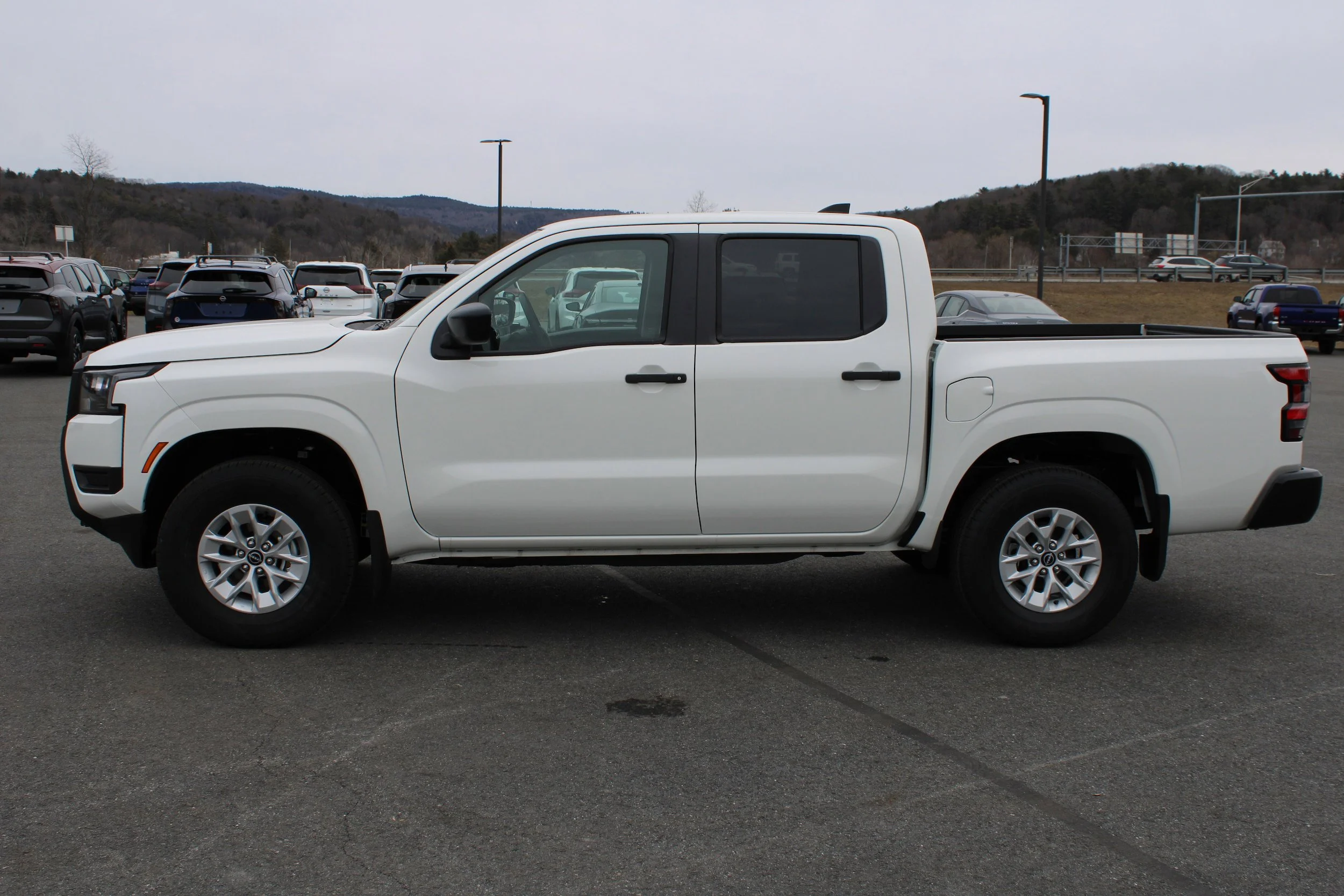 New 2026 Glacier White Nissan Crew Cab S image 6