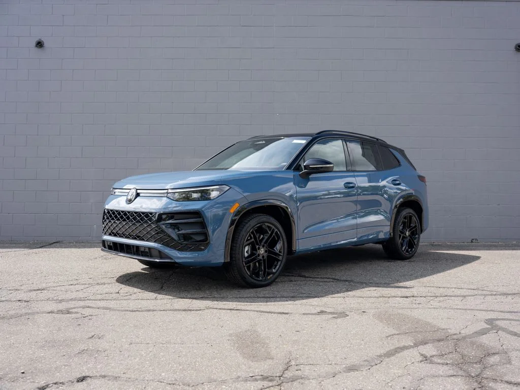 New 2026 Monterey Blue W/Deep Black Roof Volkswagen 2.0T SE R-Line Black image 1