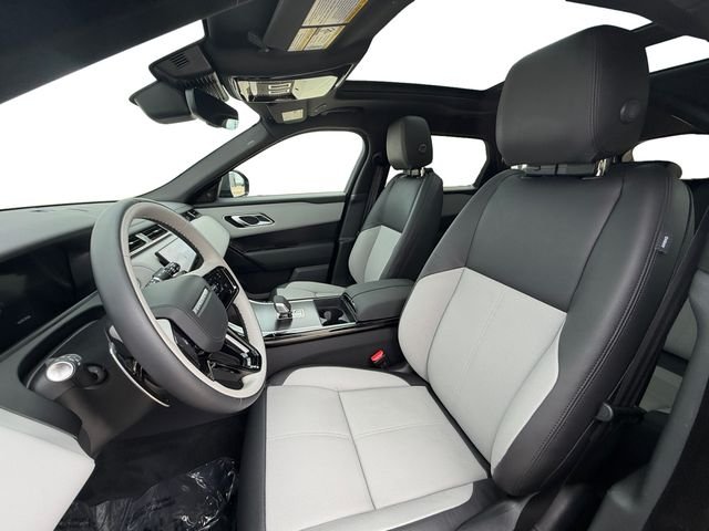 Certified Used 2026 Blue Land Rover Dynamic SE image 10