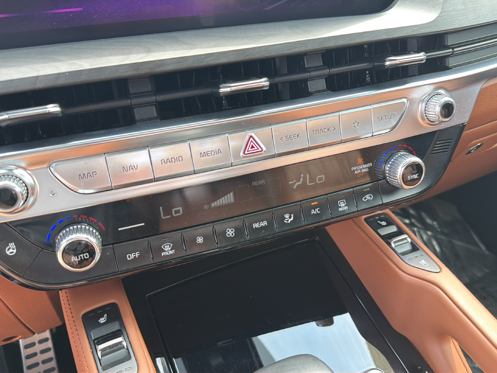 Used 2023  Kia SX X-Pro image 27
