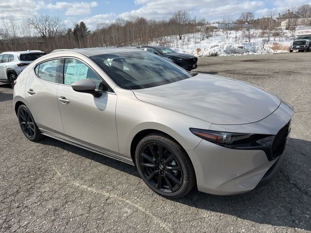 2026 Mazda CX-3 Premium MT 5-Door SKYACTIV's photo