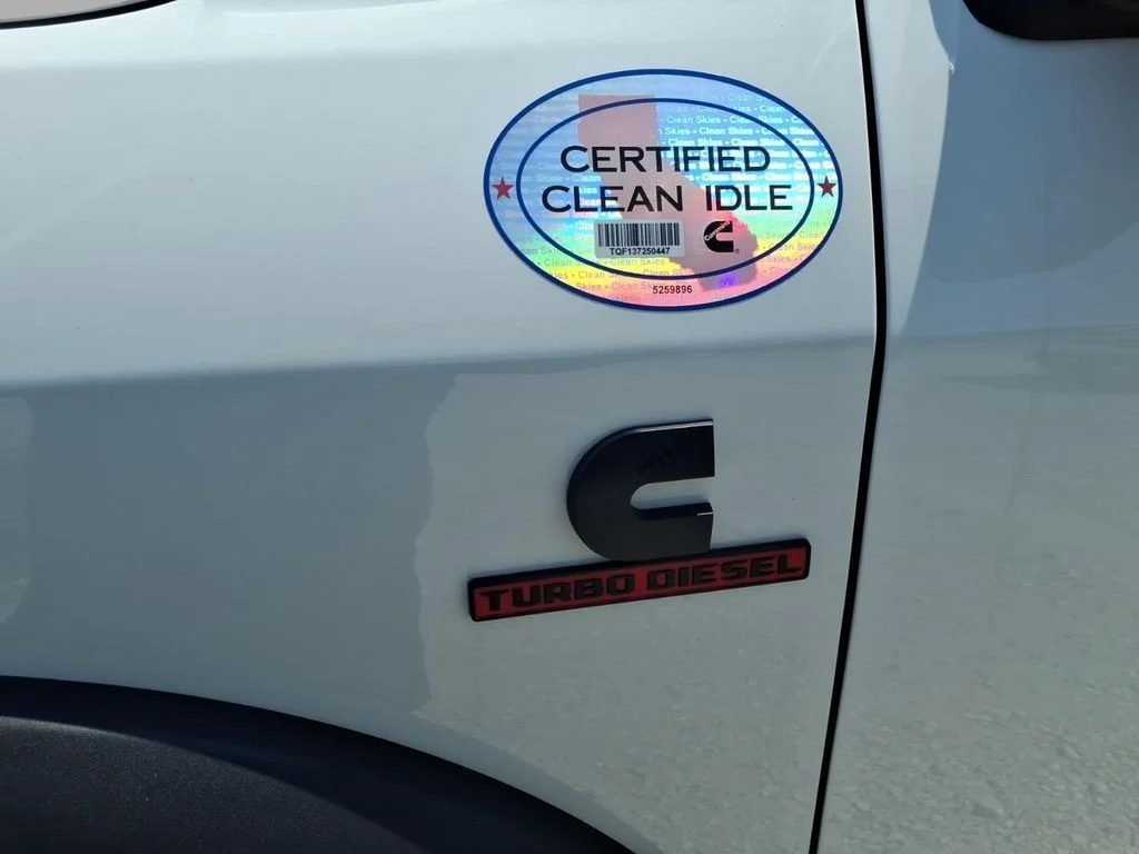 New 2026 Bright White Clear-Coat Exterior Paint RAM Tradesman image 6