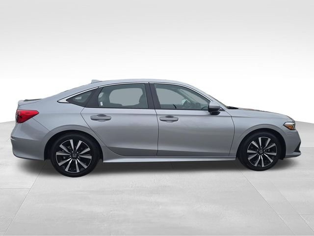 Used 2024 Silver Honda EX image 6
