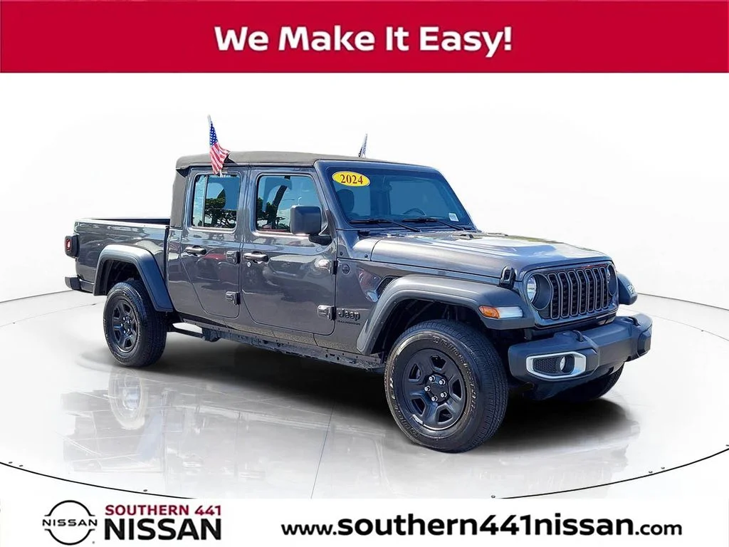 2024 Jeep Gladiator Sport's photo
