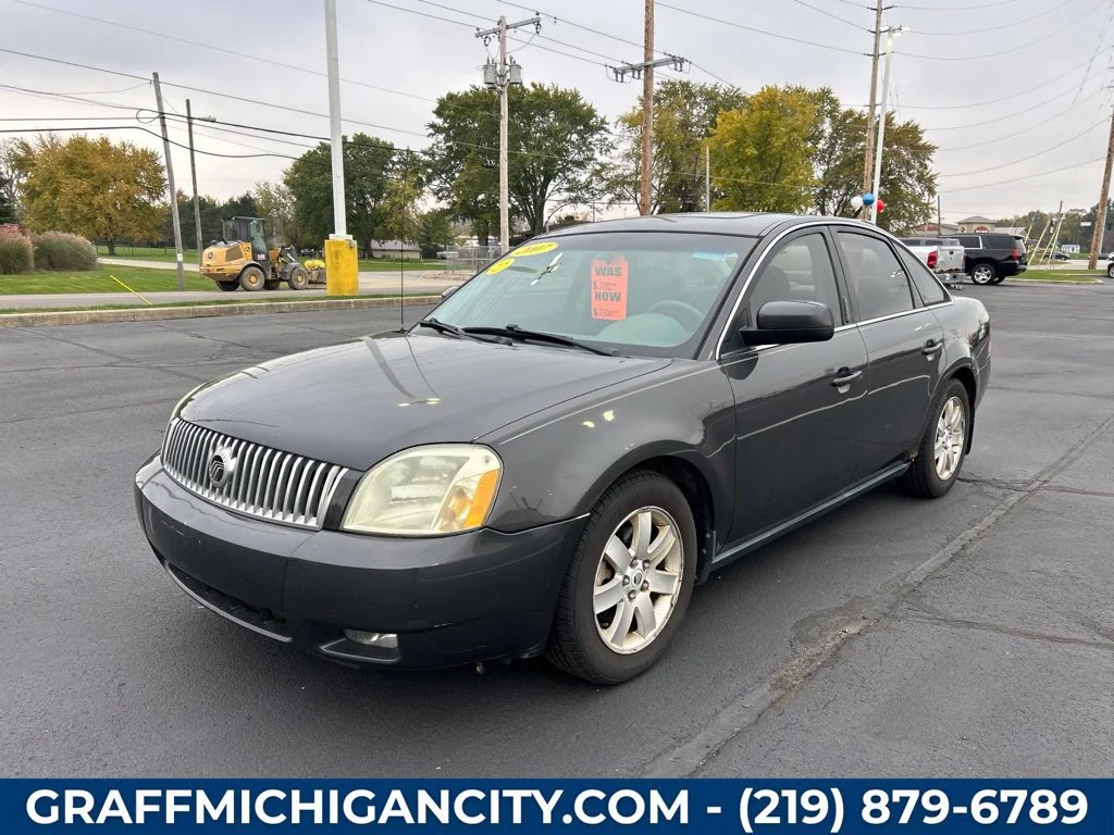 Used 2007  Mercury Base image 1