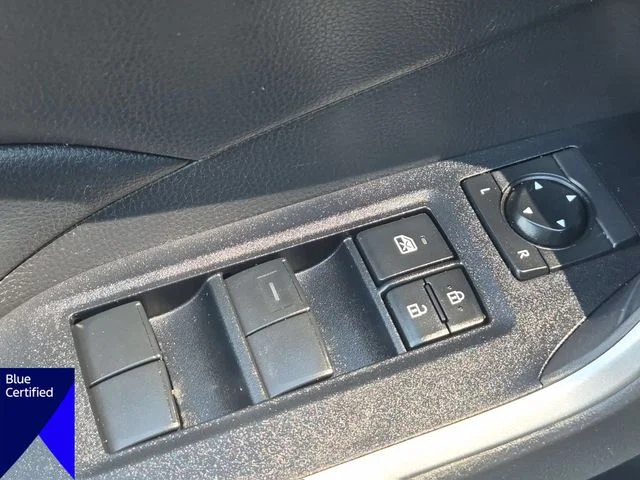 Used 2020 Black Toyota XLE image 13