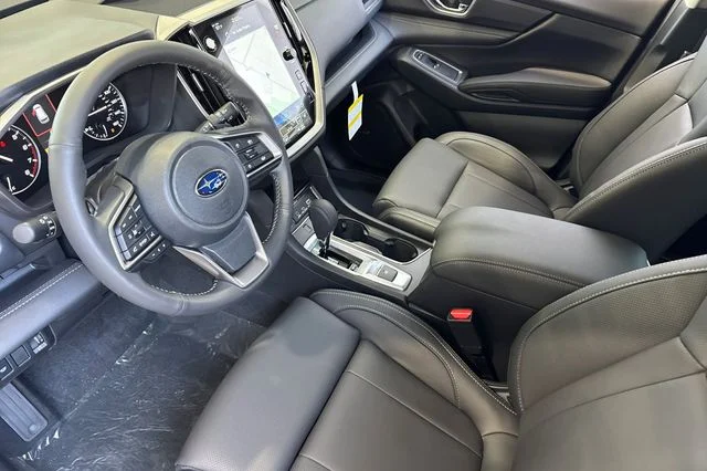 New 2026 CRYSTAL WHITE PEARL Subaru Limited 7-Passenger image 7