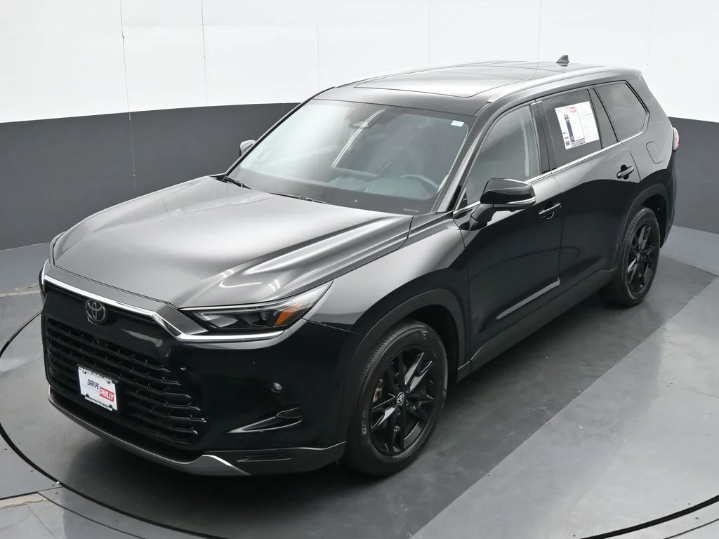 Used 2024 Black Toyota Platinum image 18