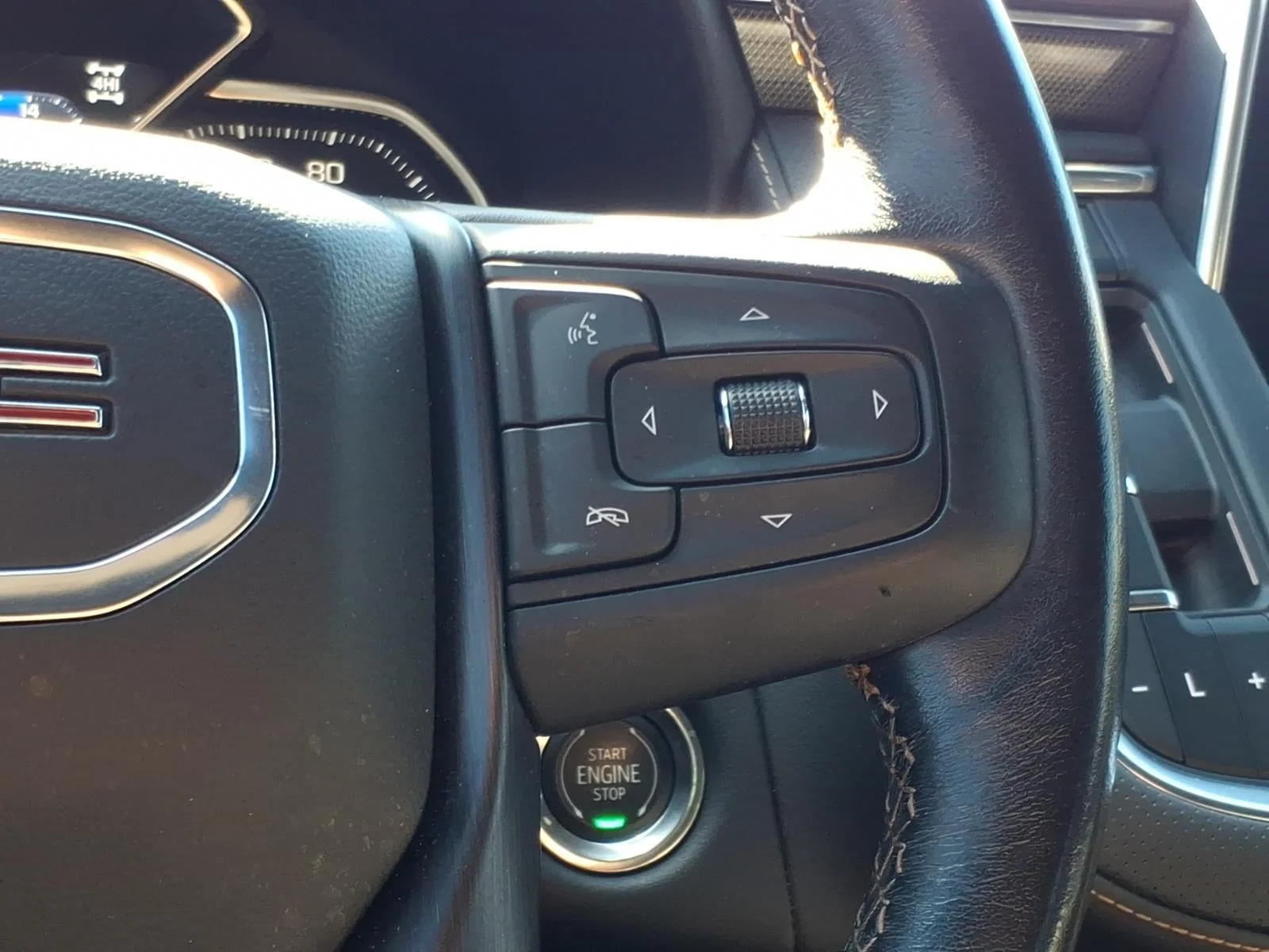 Used 2021 Dark Sky Metallic GMC AT4 image 29