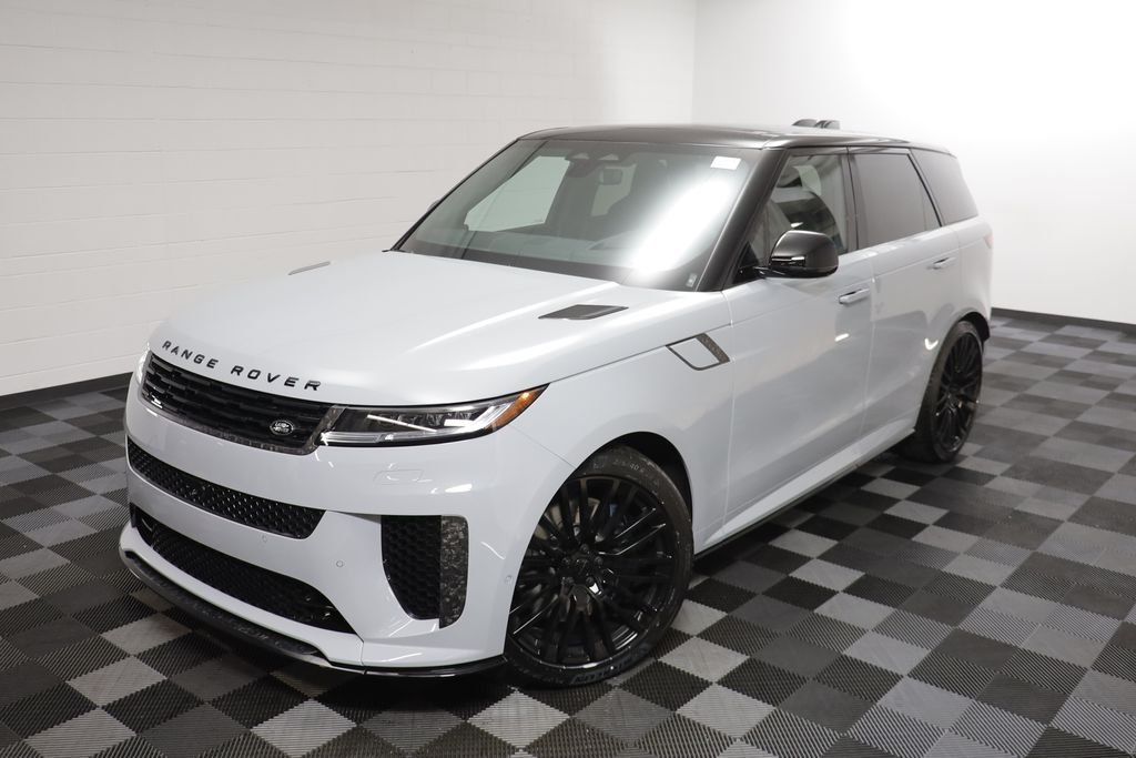 New 2026 Arroios Grey LAND ROVER SV image 2