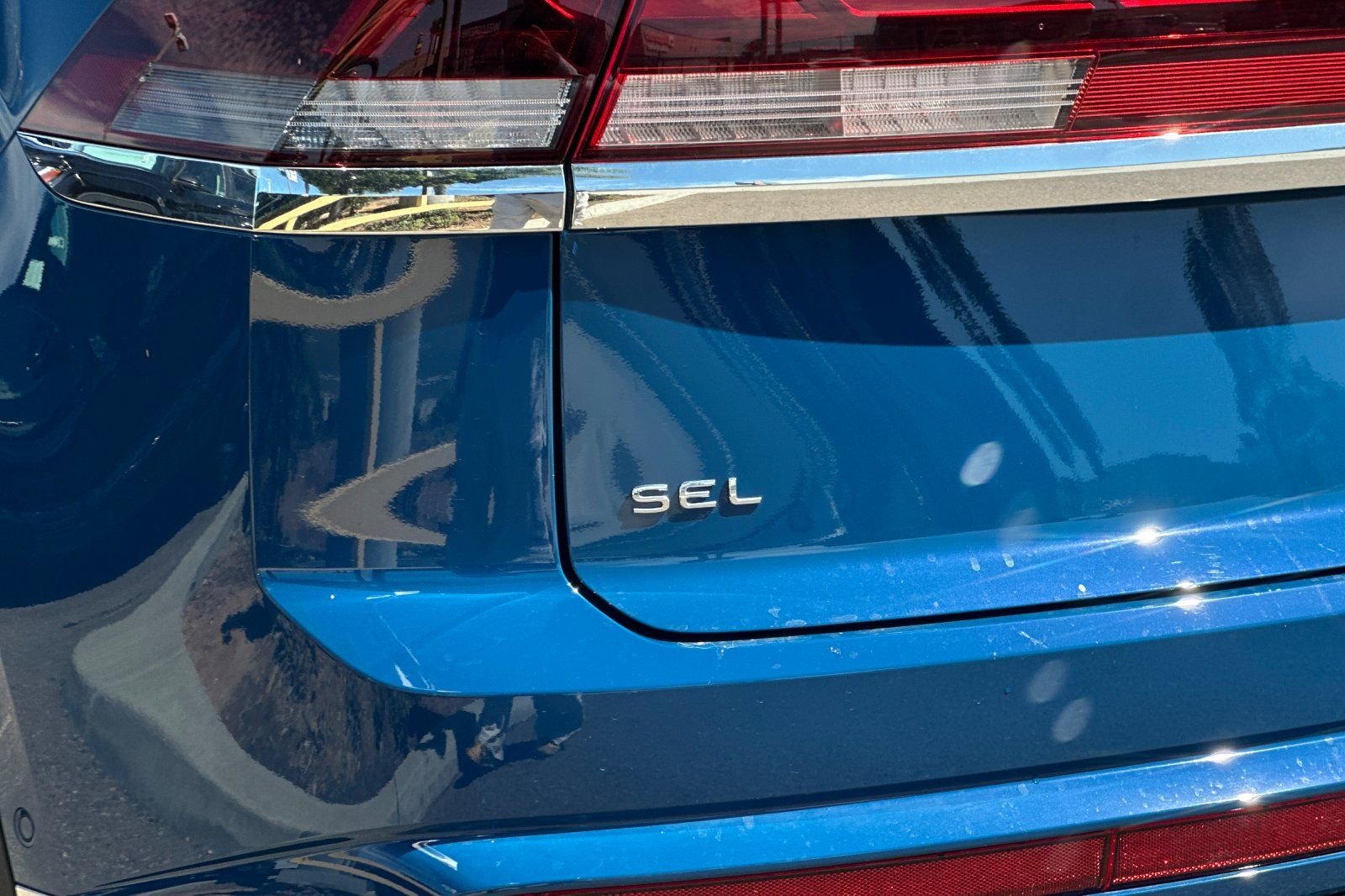 New 2026 Mountain Lake Blue Metallic Volkswagen SEL Premium R-Line image 27