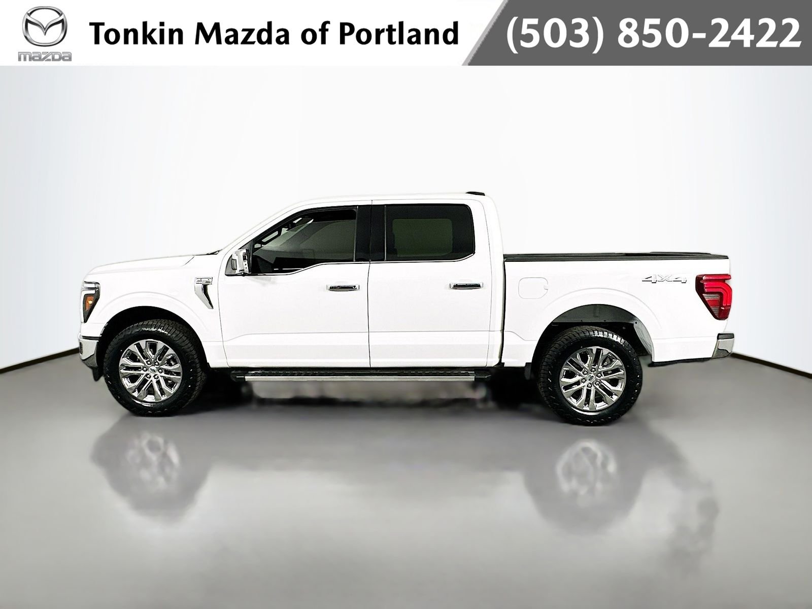 Used 2025 Oxford White Ford Lariat image 4