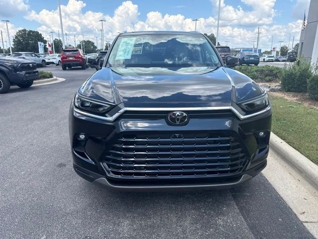 Used 2025 Black Toyota Platinum image 2