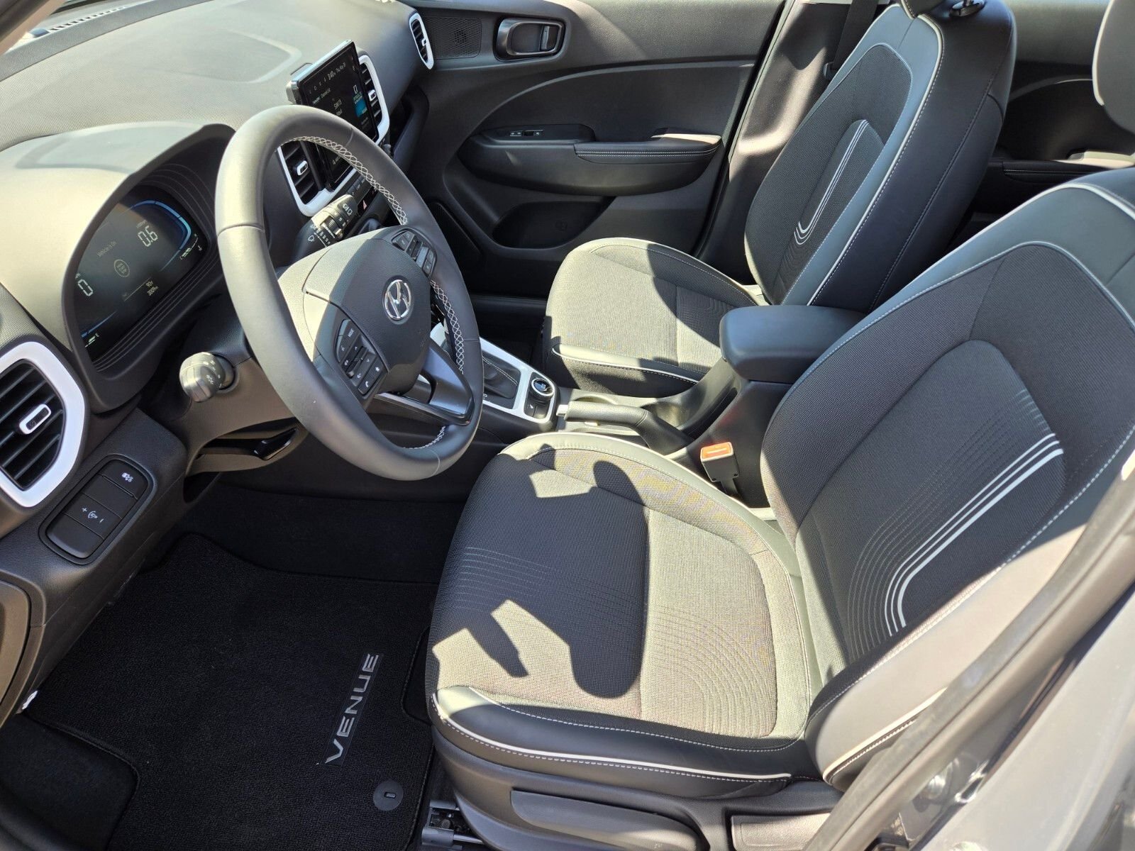 Certified Used 2025 Gray Hyundai Limited image 10
