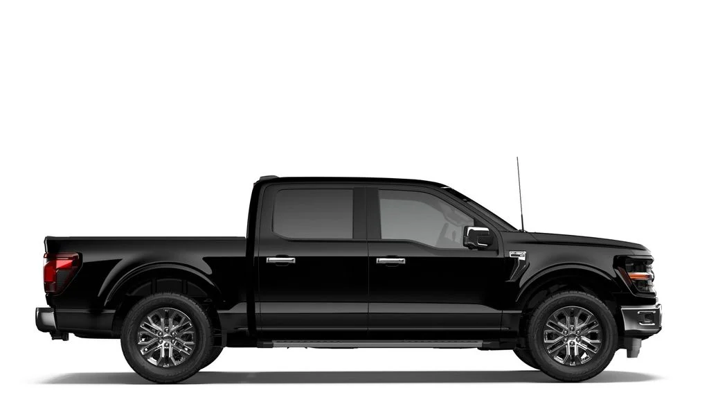 New 2026 Agate Black Metallic Ford XLT image 5