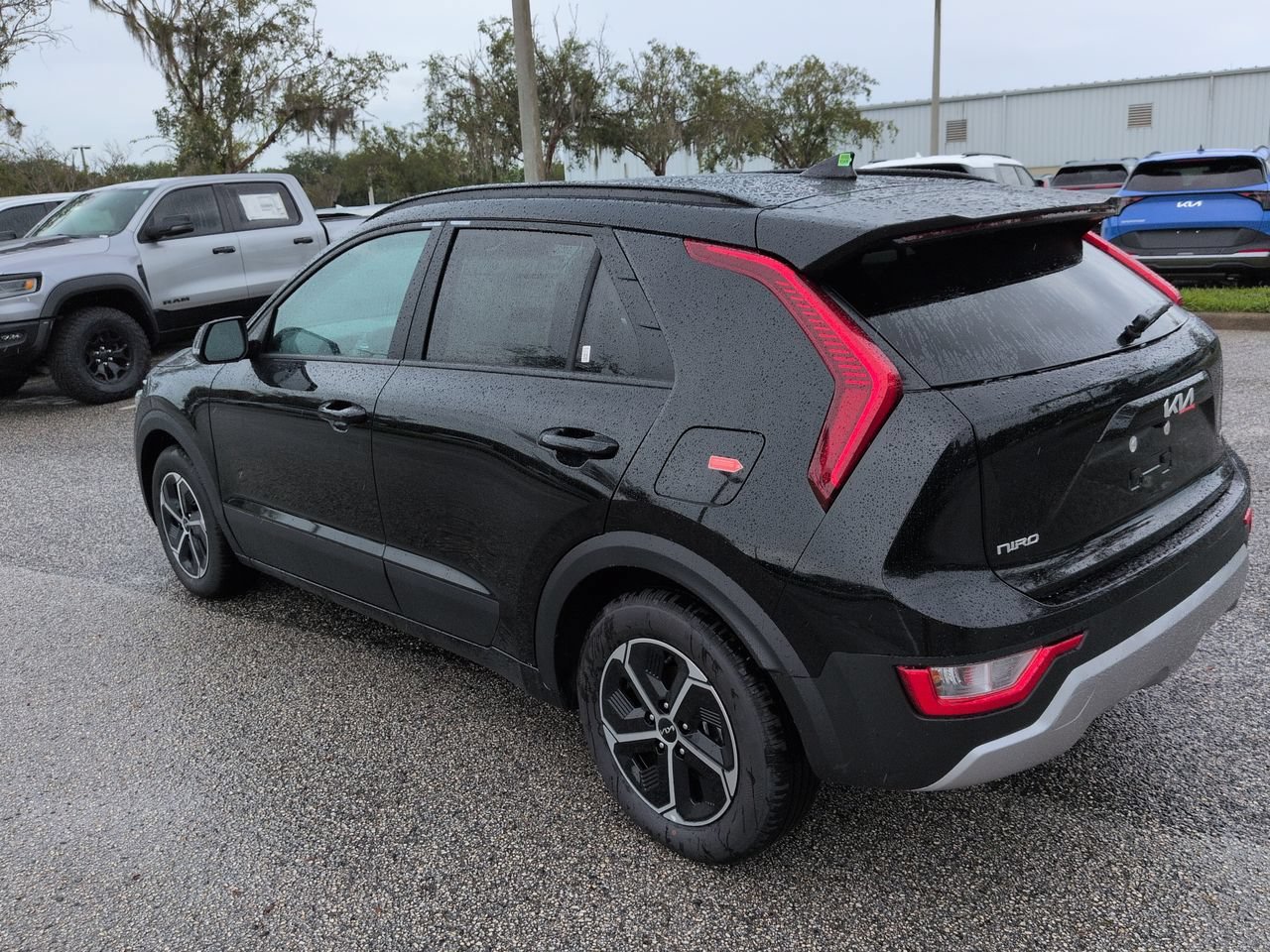New 2026 Aurora Black Pearl Kia EX image 7
