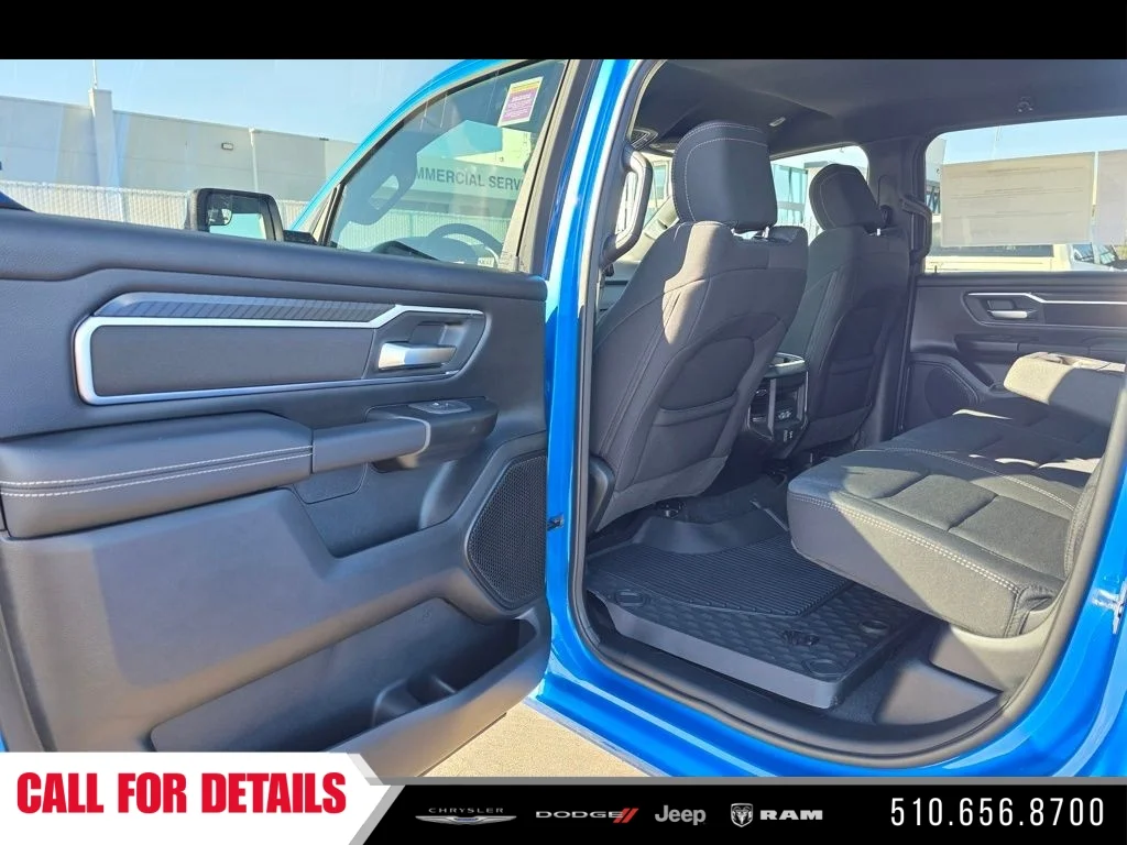 New 2026 Hydro Blue Pearl-Coat Exterior Paint RAM Big Horn image 13