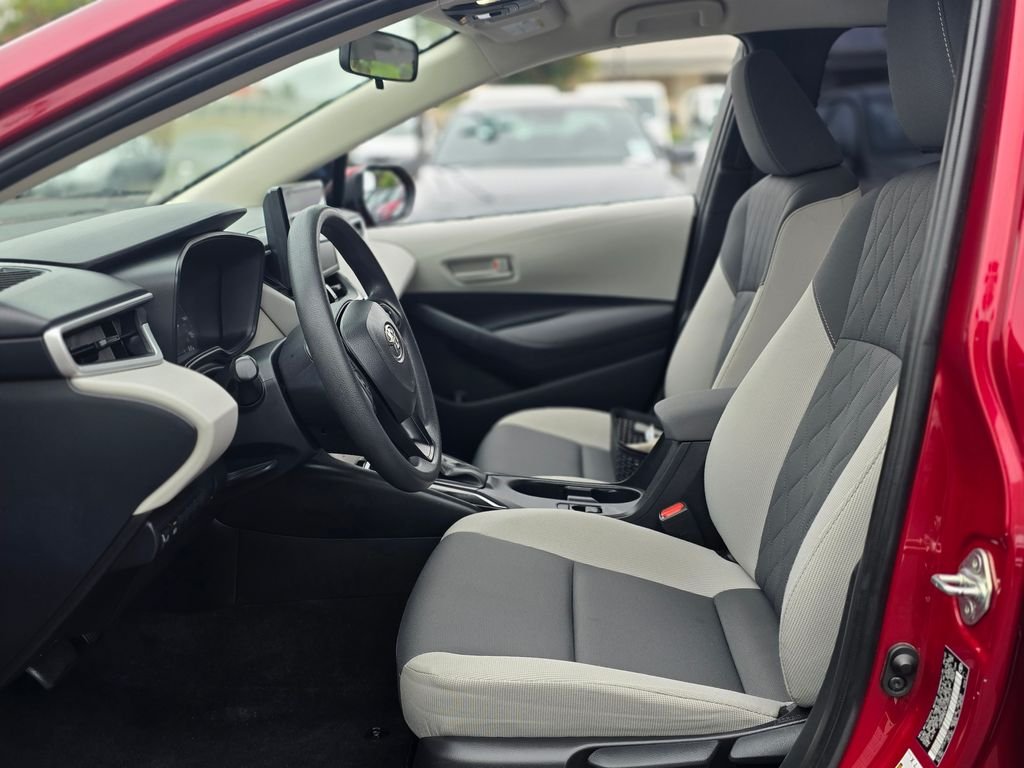 2023 Toyota Corolla LE - Photo 12