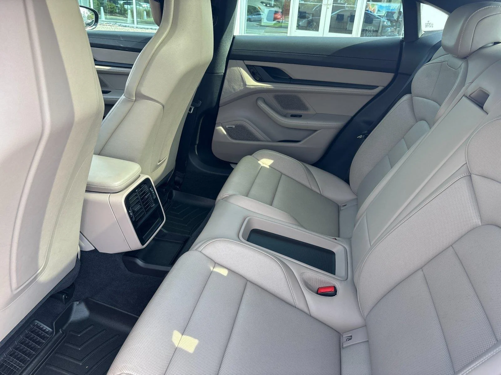 Used 2020 Jet Black Metallic Porsche 4S image 33