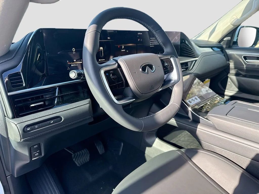 New 2026 RADIANT WHITE INFINITI Pure 2WD image 9