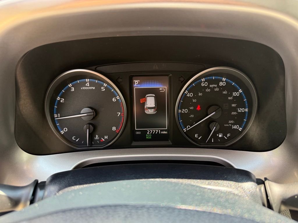 Used 2018 Blue Toyota LE image 16