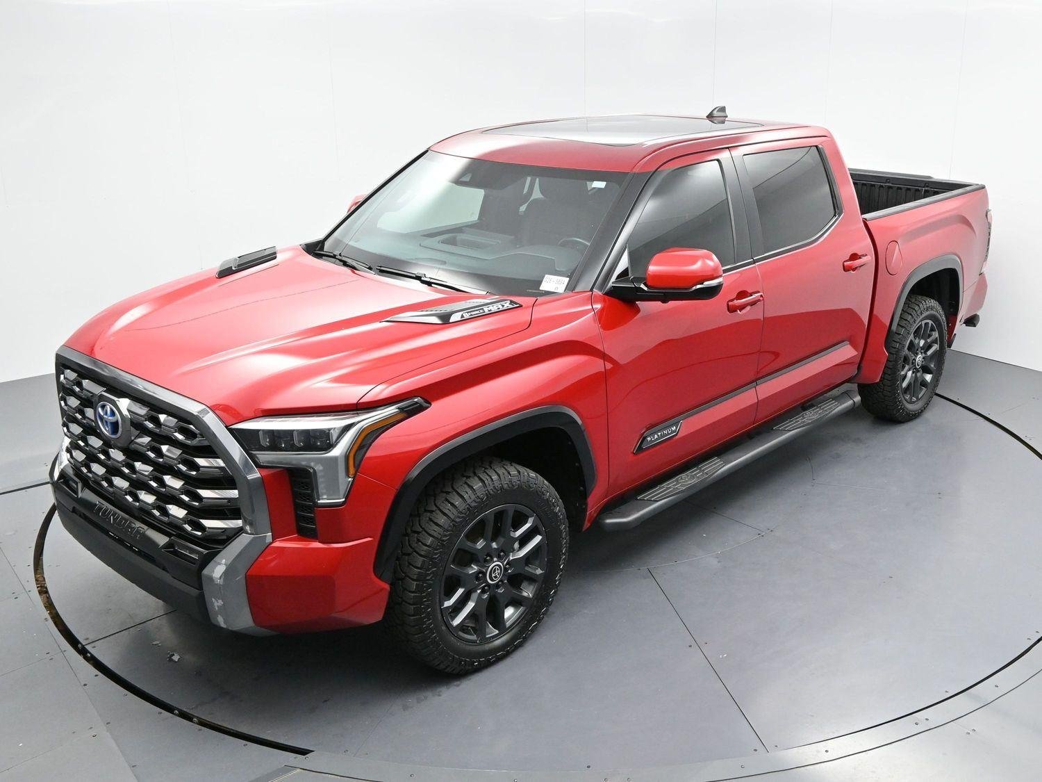 Used 2024  Toyota Platinum Hybrid image 39