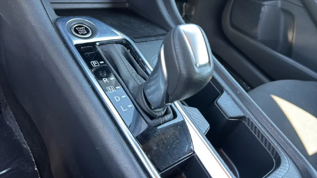 Used 2025  Nissan SV image 29