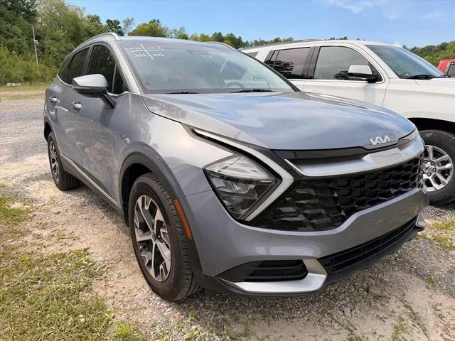 Used 2023 Silver Kia EX image 19