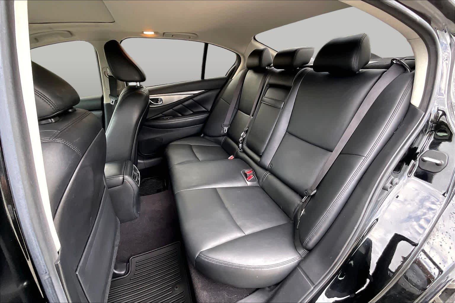 Used 2015 Black Obsidian INFINITI Premium image 19