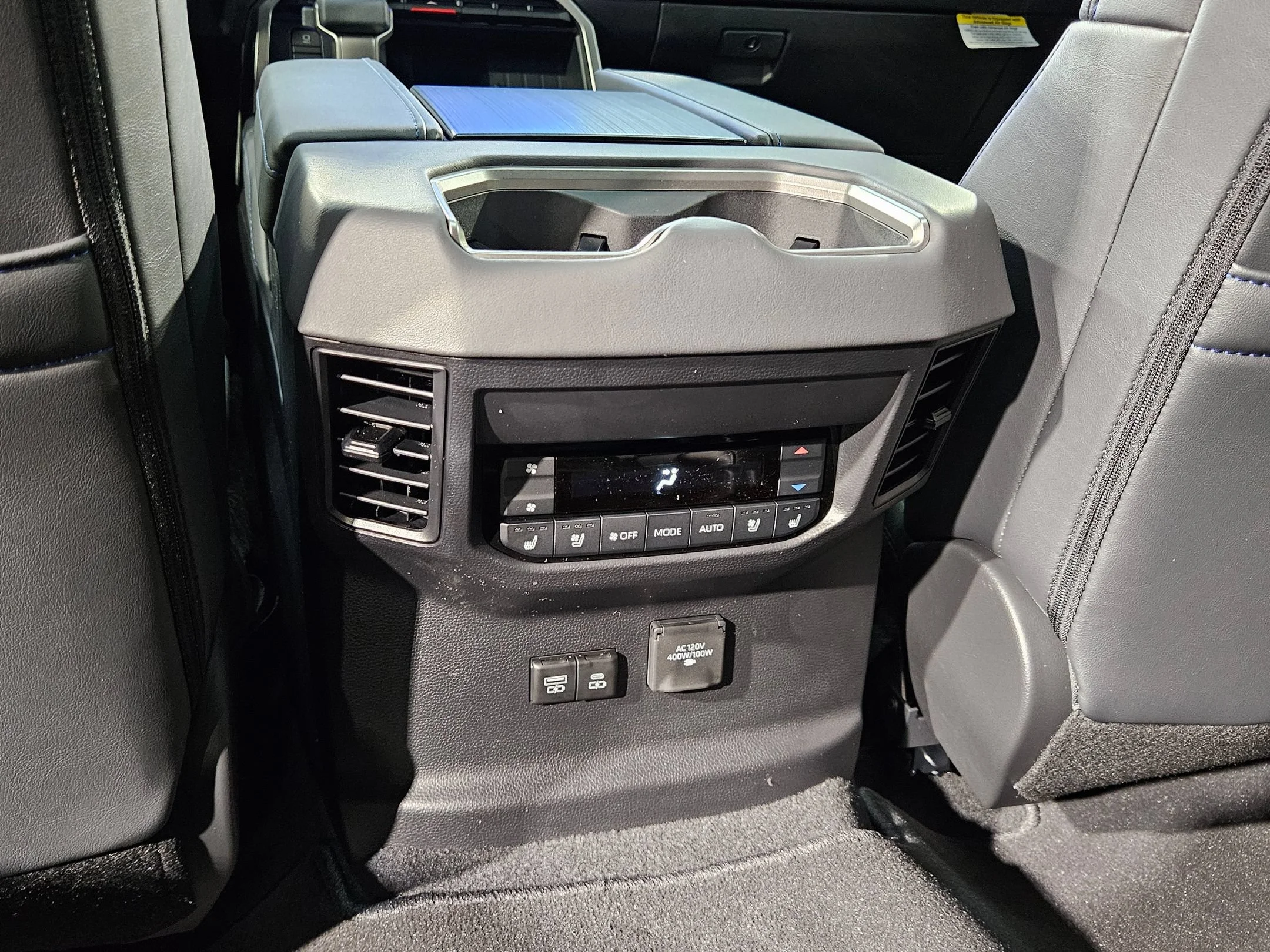 New 2026 Lunar Rock Toyota Platinum image 22