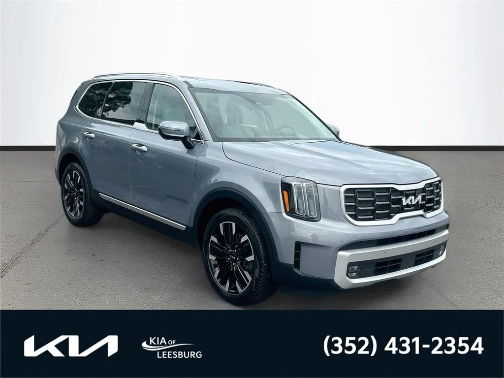 Certified Used 2024 Silver Kia SX image 1