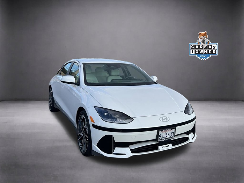 Certified Used 2023 White Hyundai SEL image 2