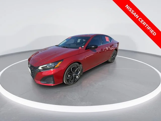 Used 2024 Red Nissan 2.5 SR image 4