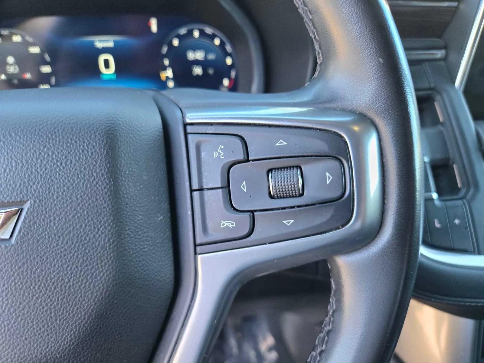 Used 2023 Sterling Gray Metallic Chevrolet LT image 18