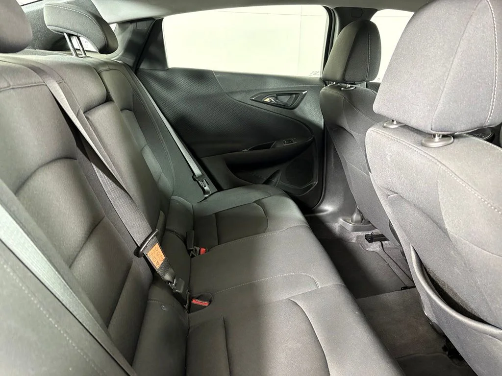 Used 2023 Gray Chevrolet LT image 17