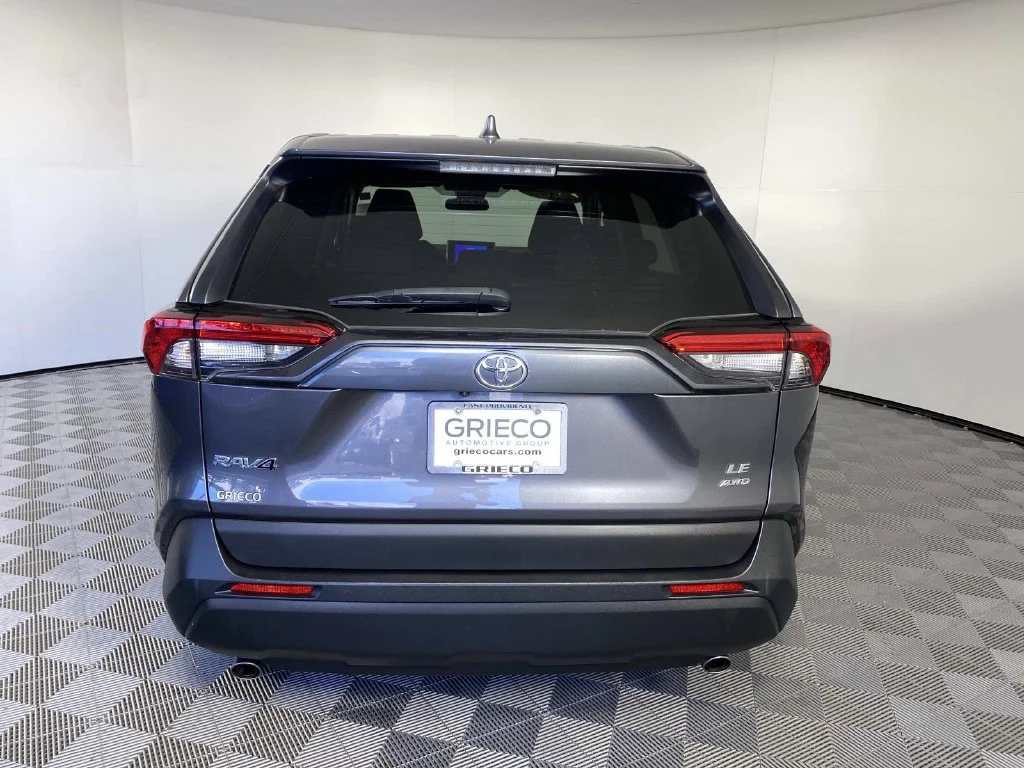 Used 2024 Magnetic Gray Metallic Toyota LE image 5