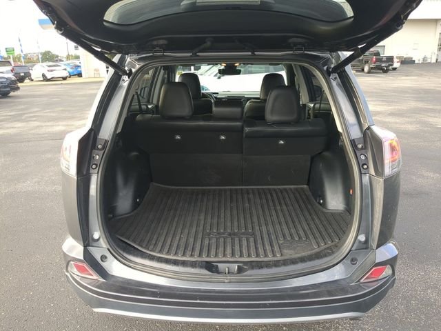 Used 2018 Magnetic Gray Metallic Toyota Limited image 8