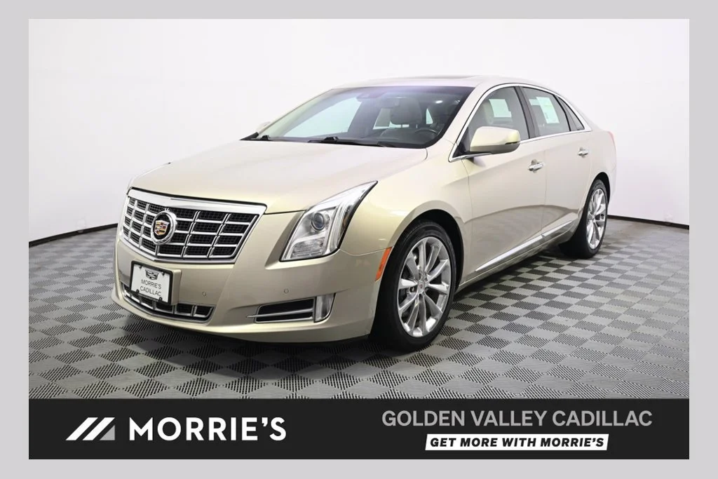 Used 2013 SILVER COAST METALLIC Cadillac Premium image 1