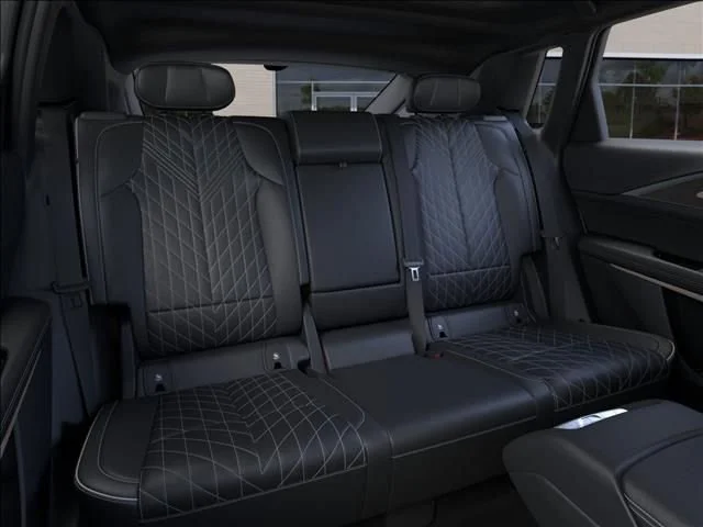 2026 Cadillac LYRIQ V Premium - Photo 17