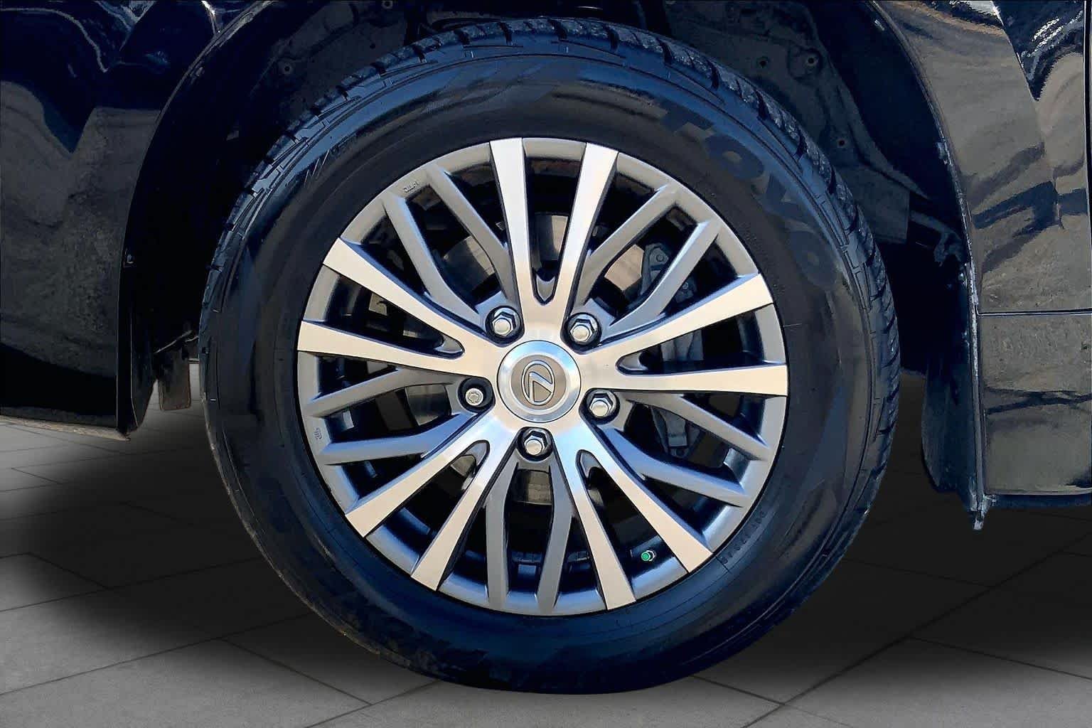 Certified Used 2019 Black Onyx Lexus  image 11