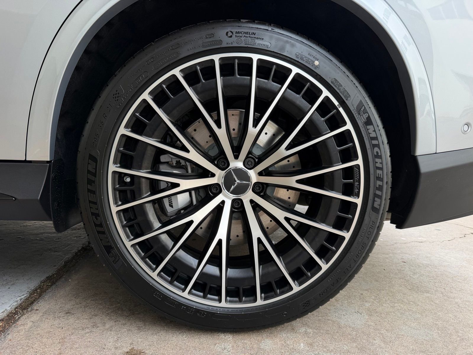 New 2026 Cirrus Silver Metallic Mercedes-Benz AMG® GLC 43 4MATIC® SUV image 23