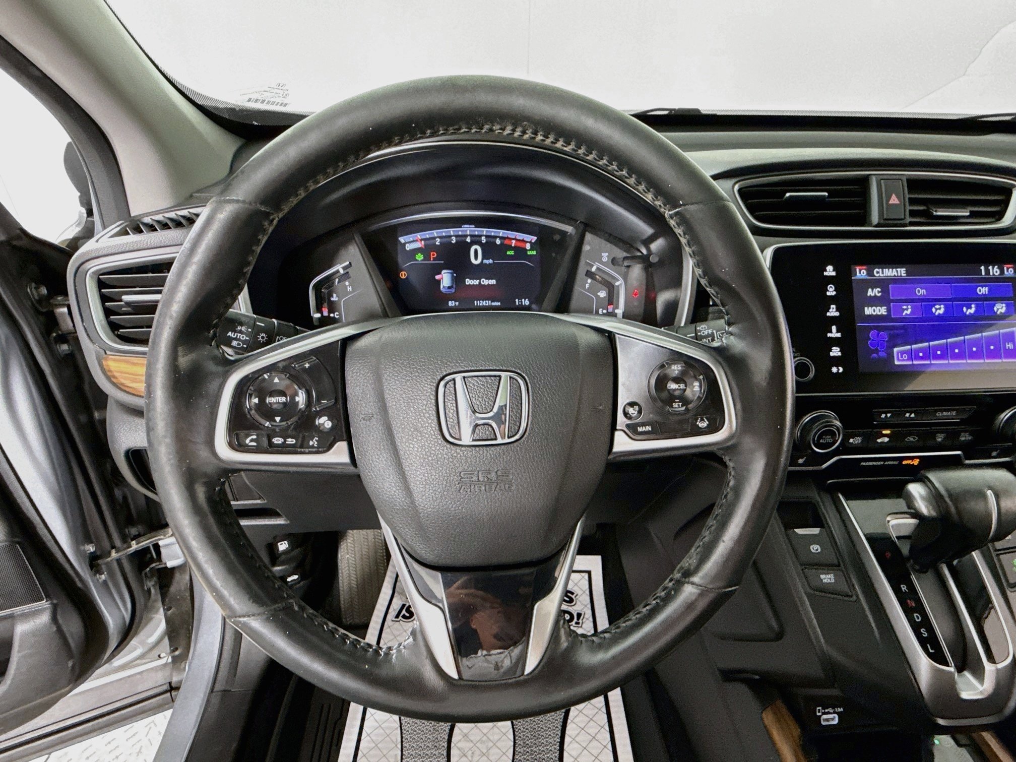 Used 2020 Lunar Silver Metallic Honda Touring image 11