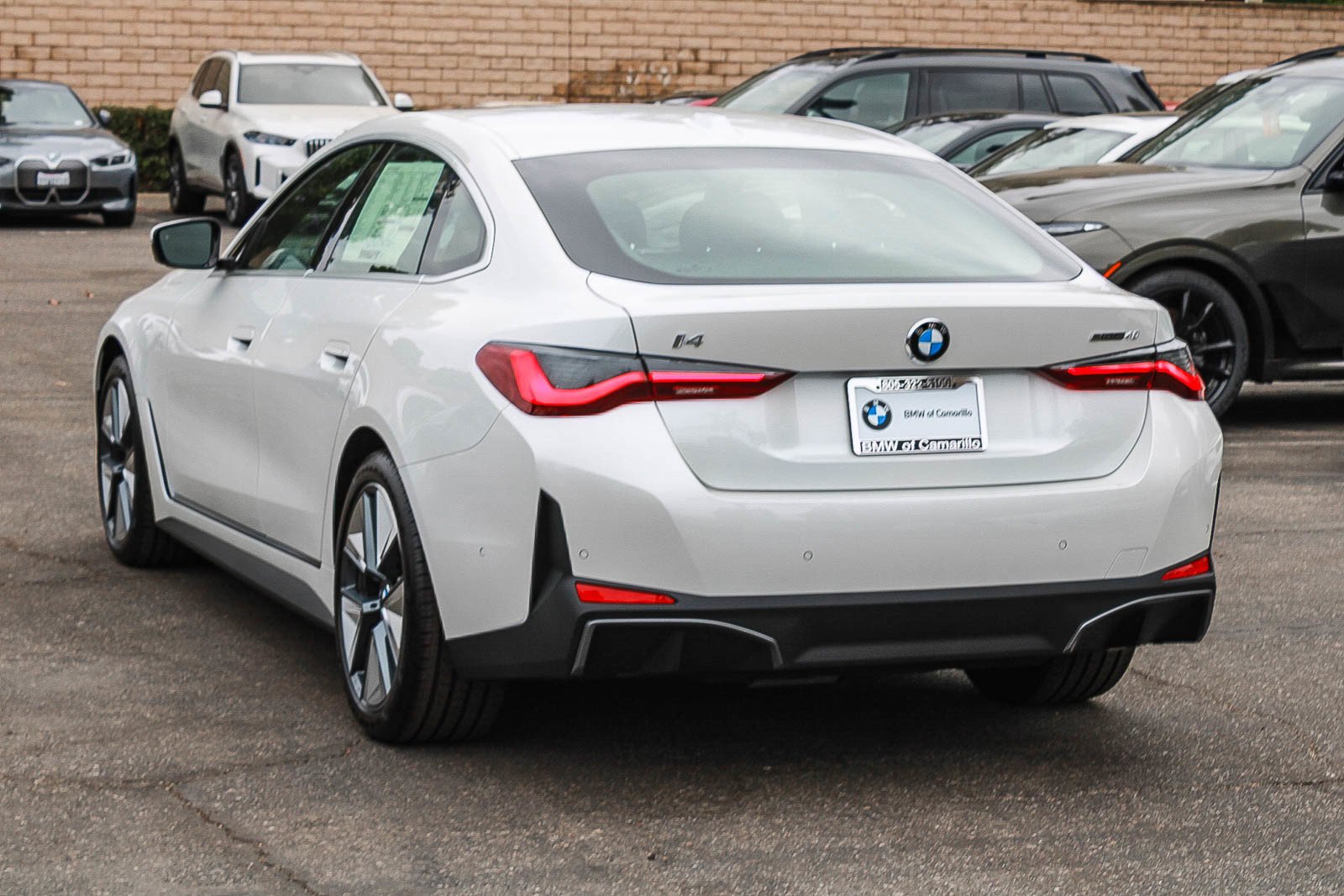 New 2026 Mineral White Metallic BMW eDrive40 image 4