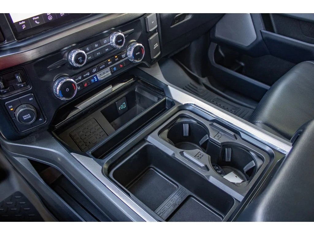 Used 2023 AGATE BLACK Ford LARIAT image 51