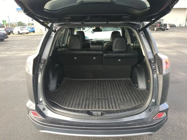 Used 2018 Magnetic Gray Metallic Toyota Limited image 8