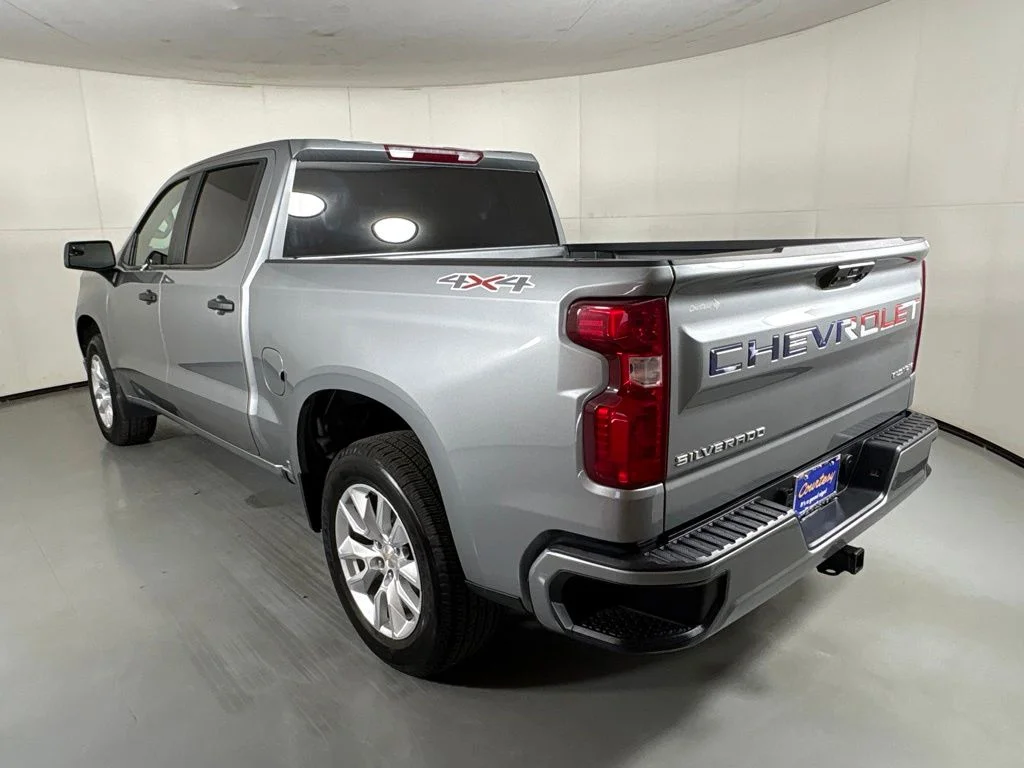 Used 2026 Gray Chevrolet Custom image 7